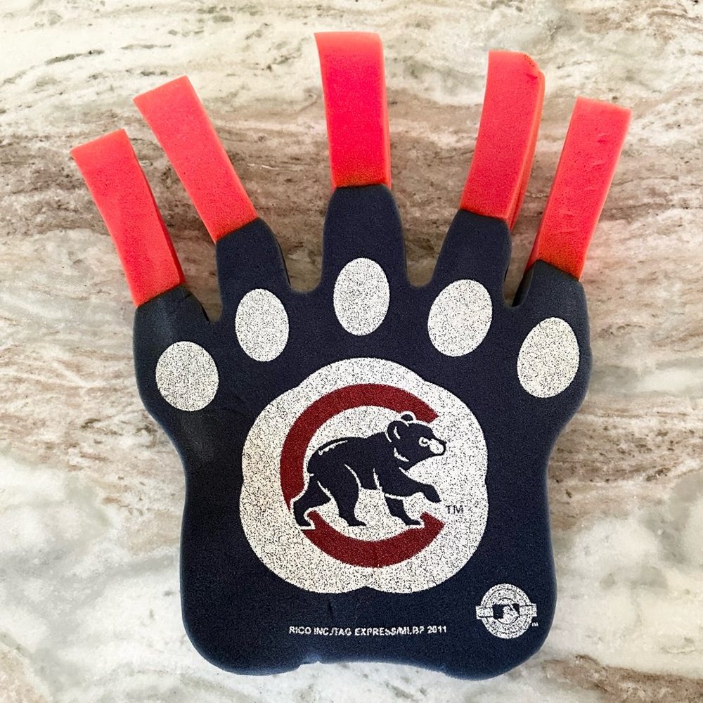 MLB Chicago Cubs Foam Finger Paw Claw - Baseball Souvenir